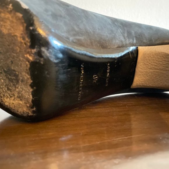 BALENCIAGA Pumps in Tan & Black Leather/Suede, Size 40 (fits like 8.5) - Picture 9 of 10